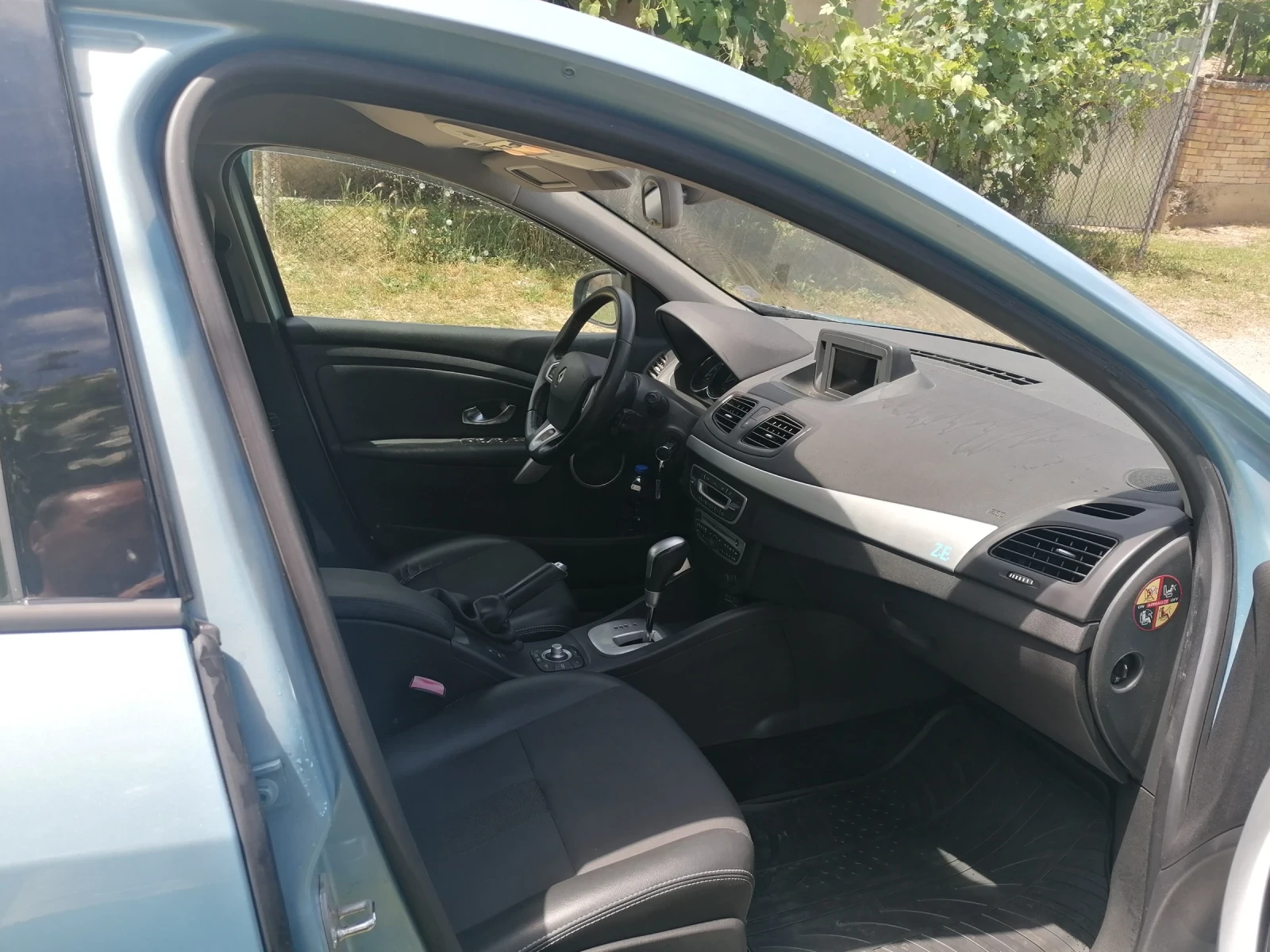 Renault Fluence ZE, снимка 6 - Автомобили и джипове - 53919222