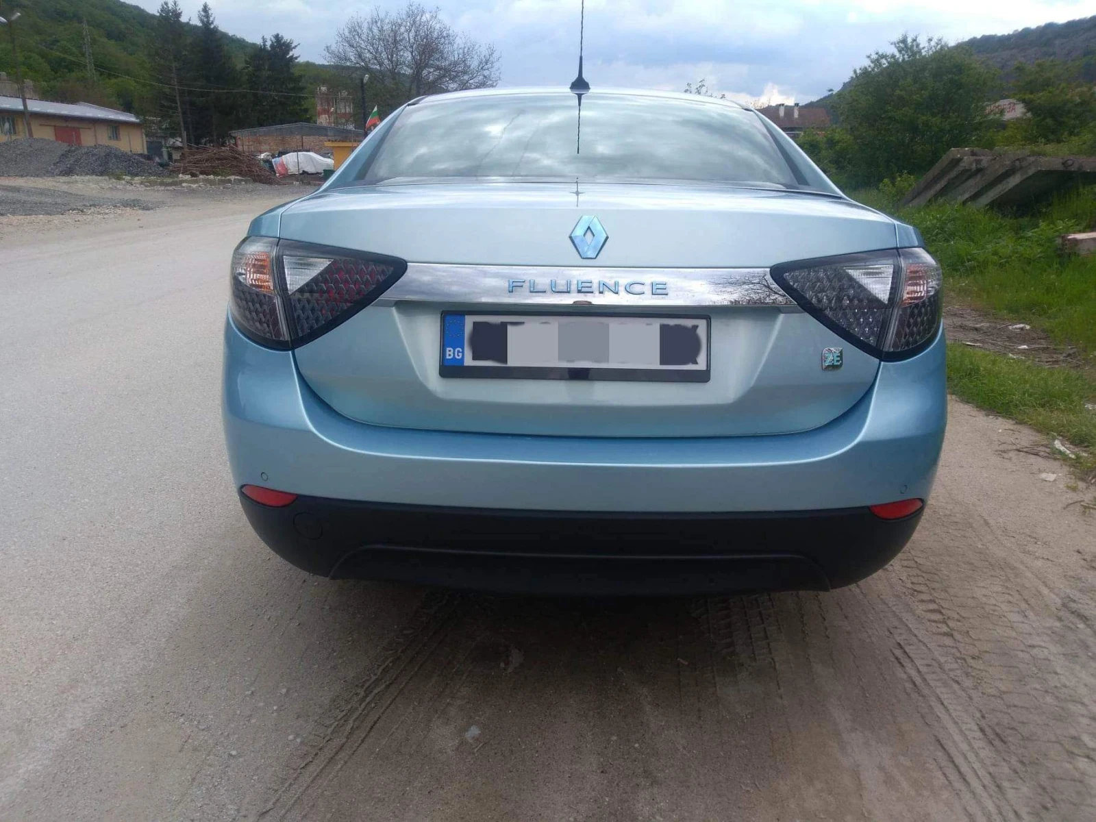 Renault Fluence ZE - изображение 3