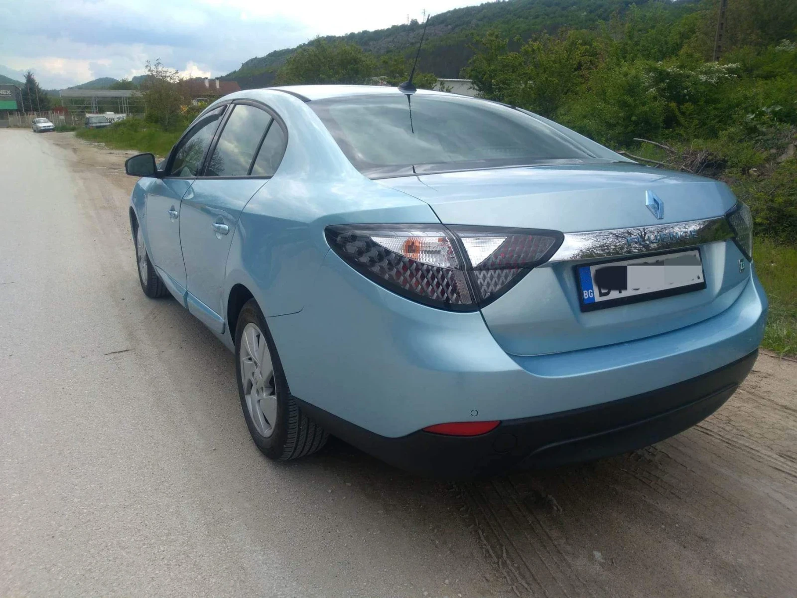 Renault Fluence ZE - изображение 5