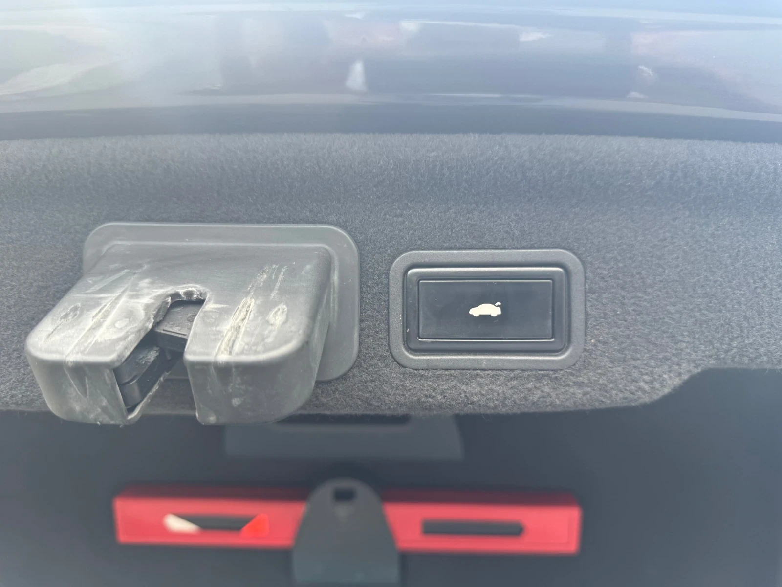 Audi A8 4.2 Безин 4х4 Long - изображение 9