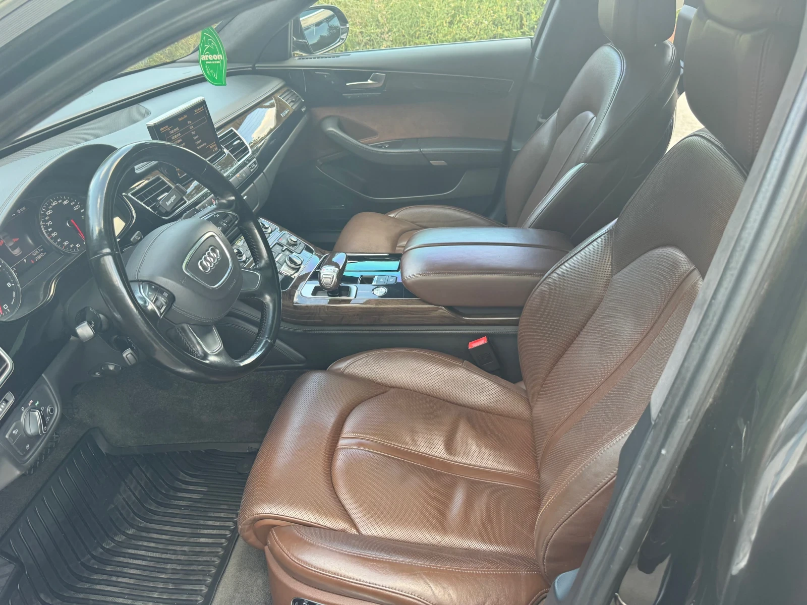 Audi A8 4.2 Безин 4х4 Long - изображение 7