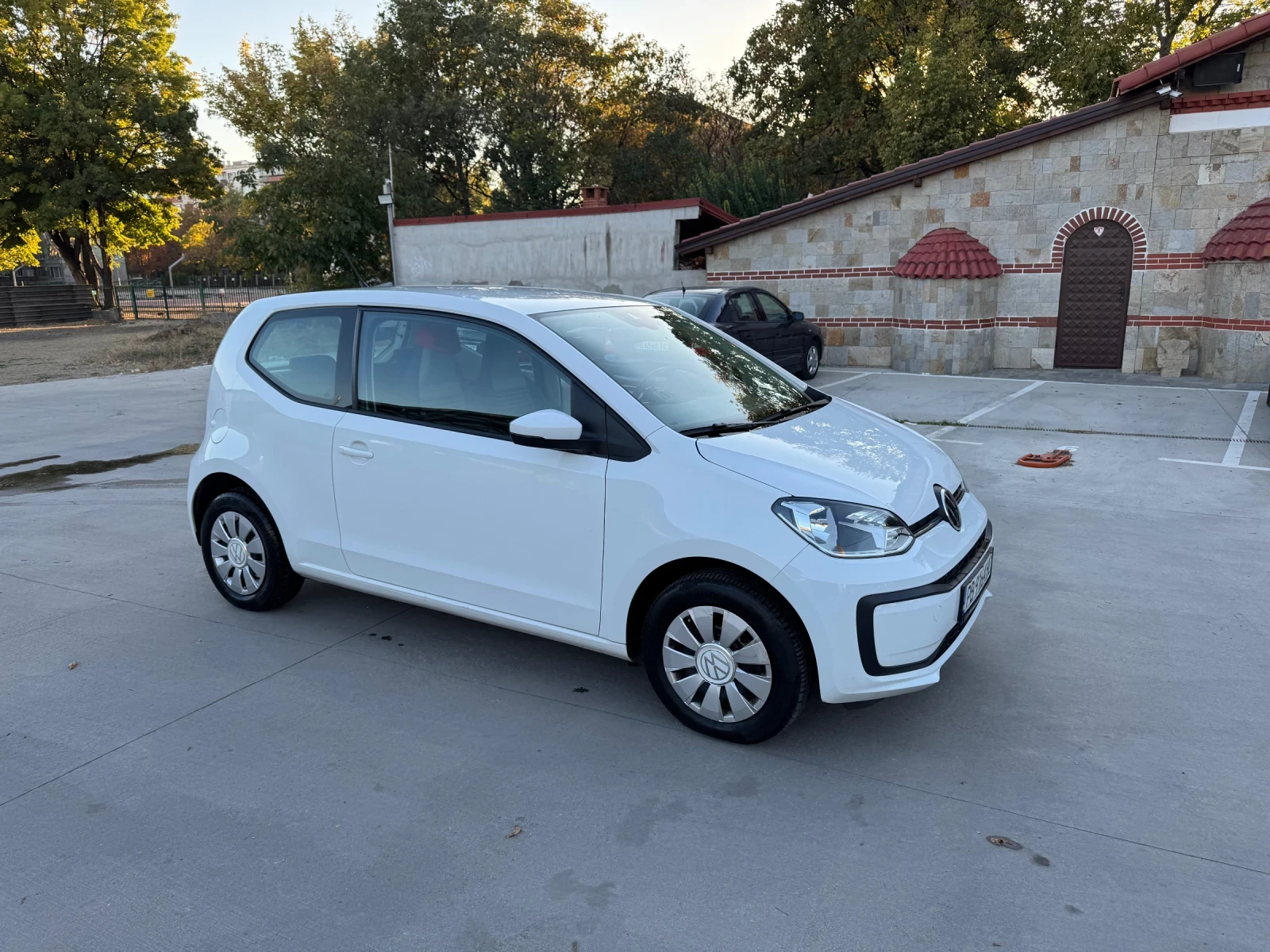 VW Up 1.0 Заводски Метан - изображение 7