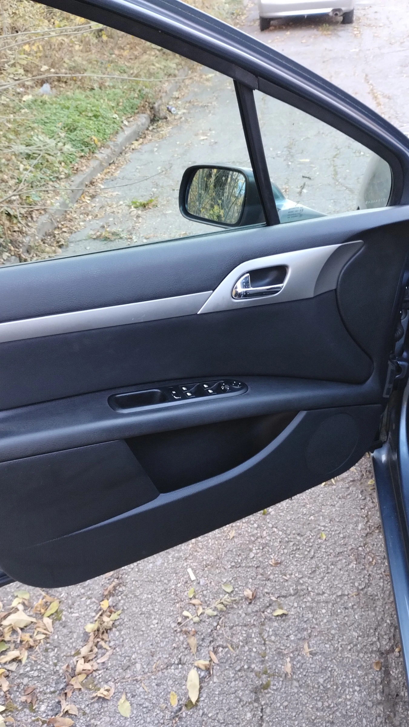 Peugeot 407 2.0 HDI - 136 кс - изображение 10