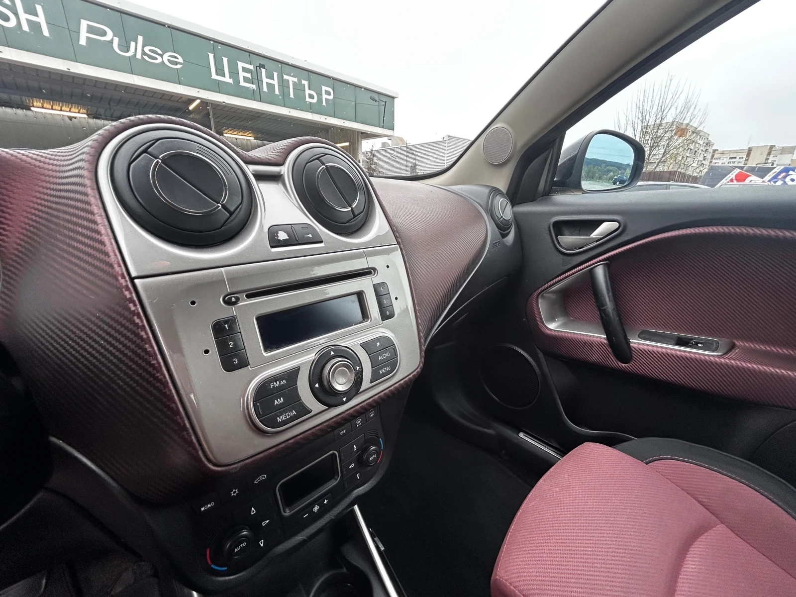 Alfa Romeo MiTo  - изображение 7