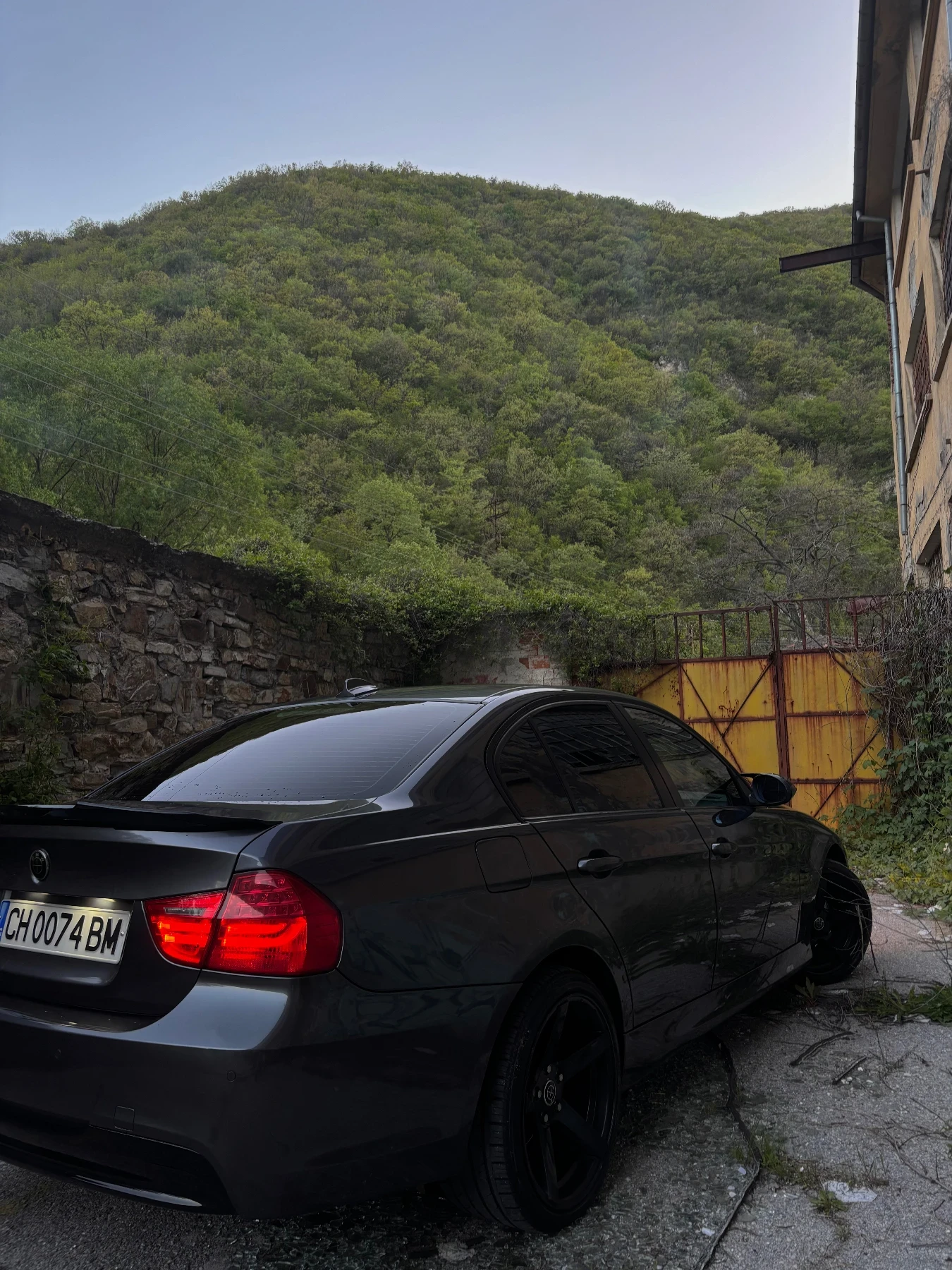 BMW 320  - изображение 5