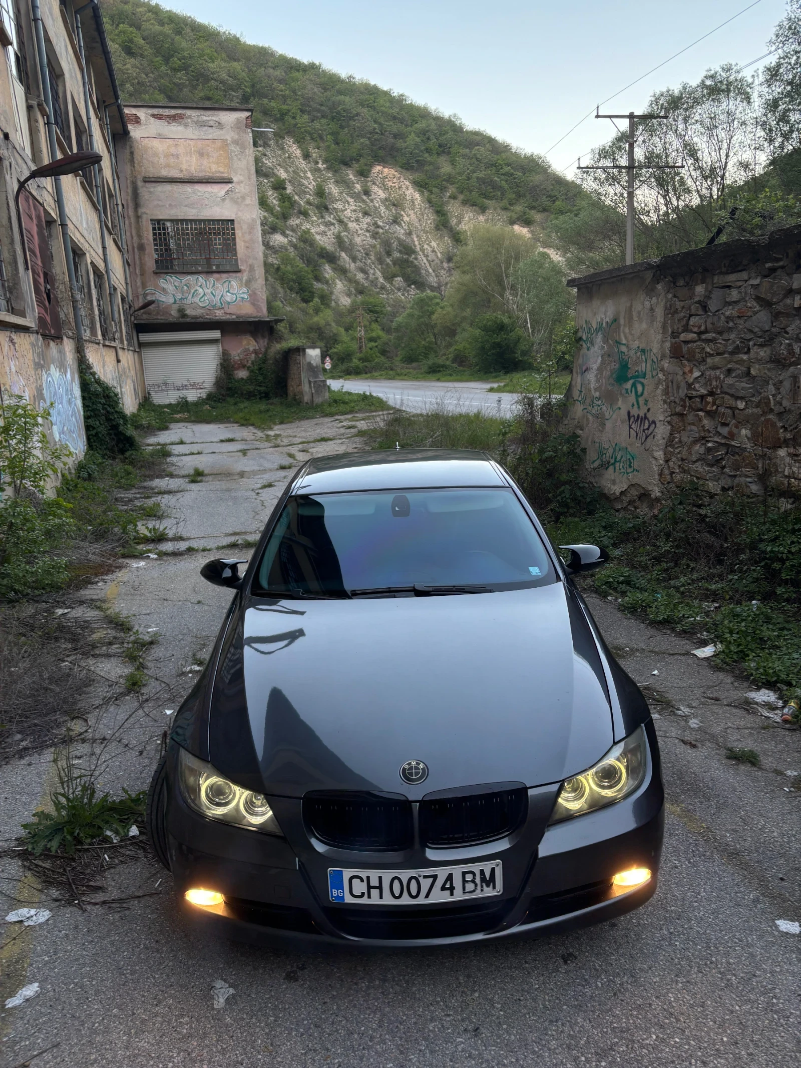 BMW 320  - изображение 2
