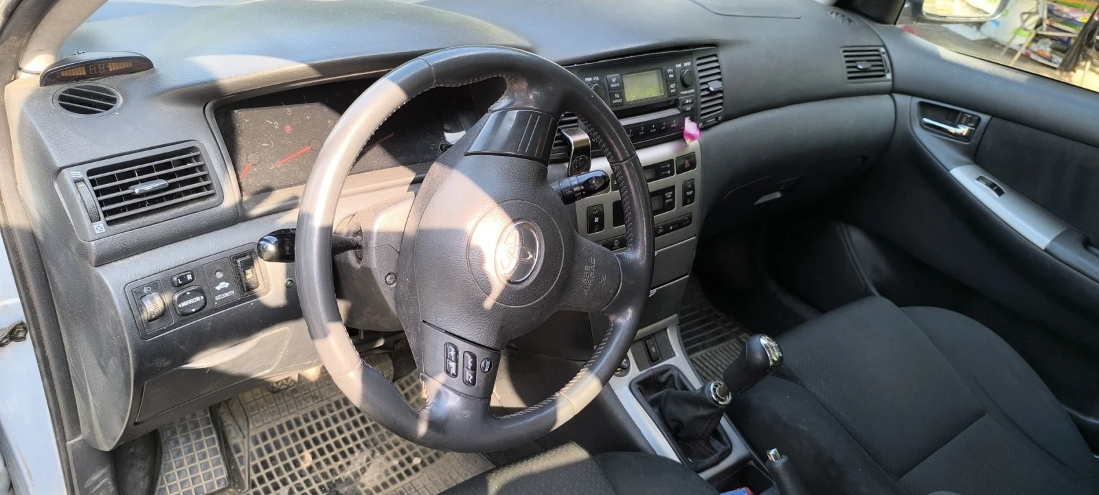 Toyota Corolla  - изображение 5