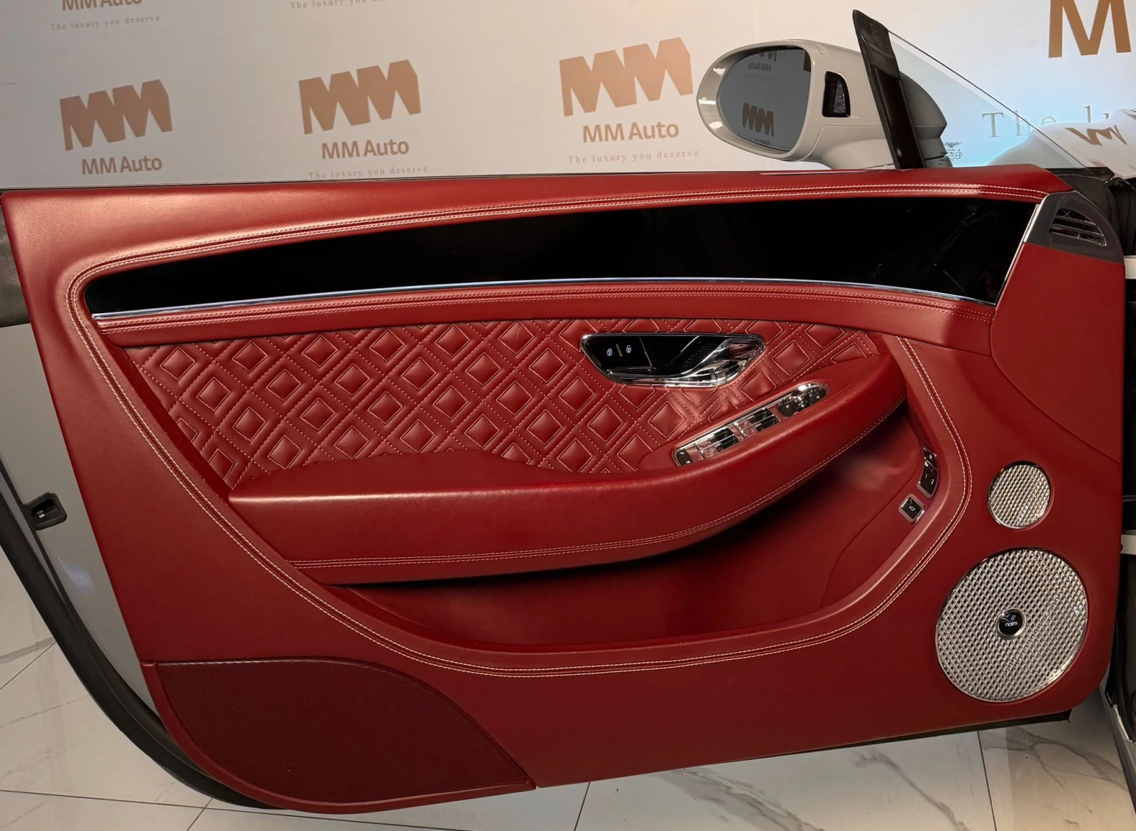 Bentley GT Convertible 6.0* Naim* Matrix* HuD* Massage* RotatingDisplay - изображение 7