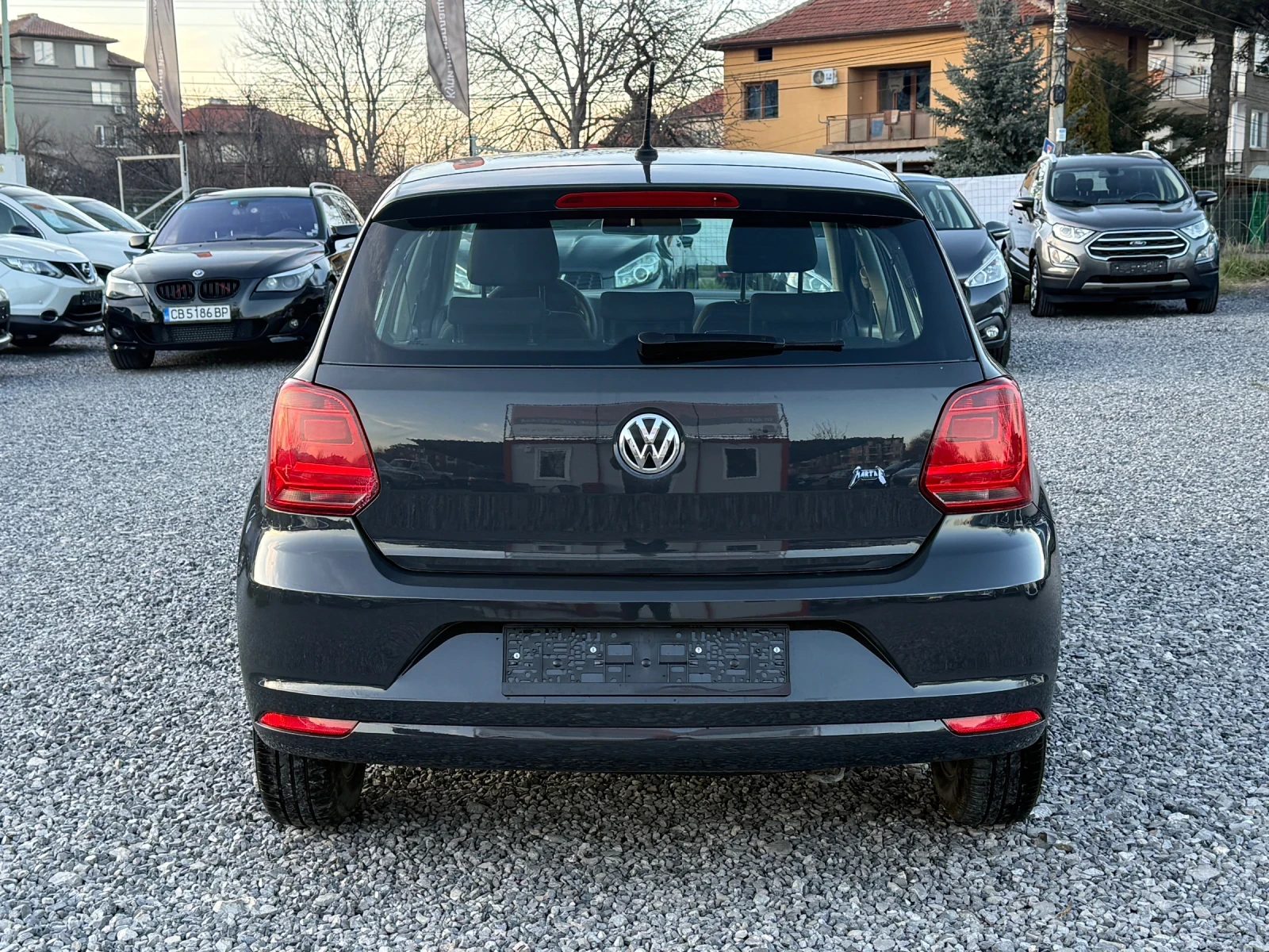 VW Polo Facelift 2015 1.4 TDI (75hp)Euro6B/ЦвятNardo Grey, снимка 7 - Автомобили и джипове - 53788118
