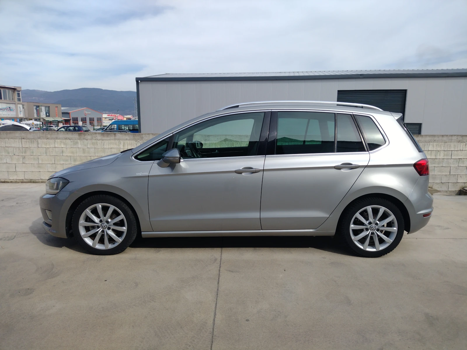 VW Sportsvan 1.6 TDI* Highline* ��������* Euro 6B*  | Mobile.bg � ����������� 2