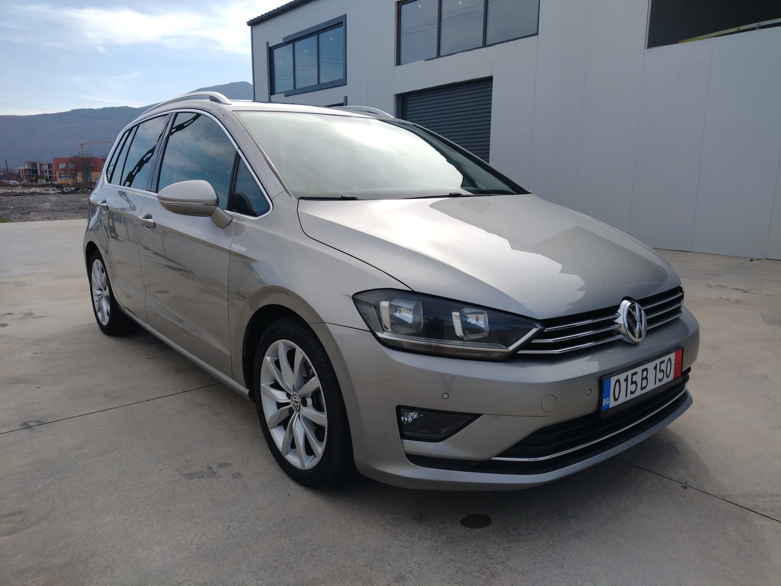 VW Sportsvan 1.6 TDI* Highline* ��������* Euro 6B*  | Mobile.bg � ����������� 6