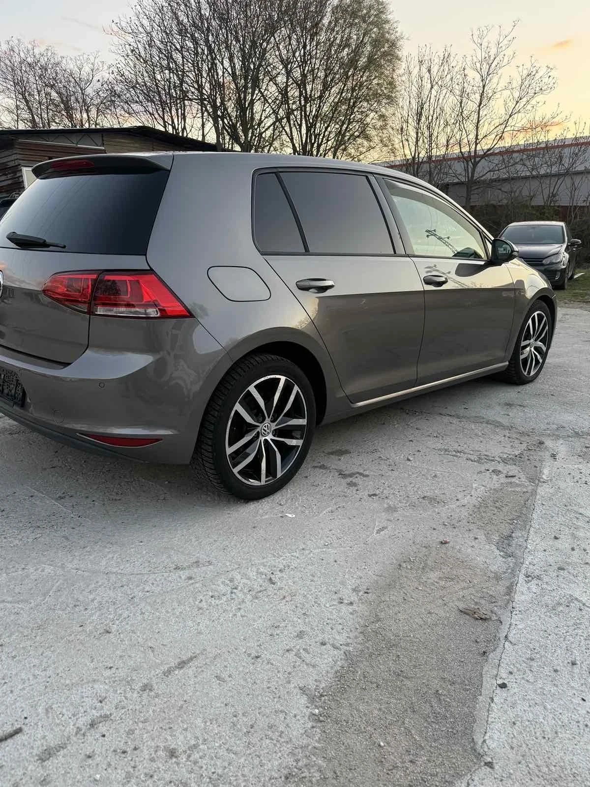 VW Golf VII 1.6, снимка 4 - Автомобили и джипове - 54098236