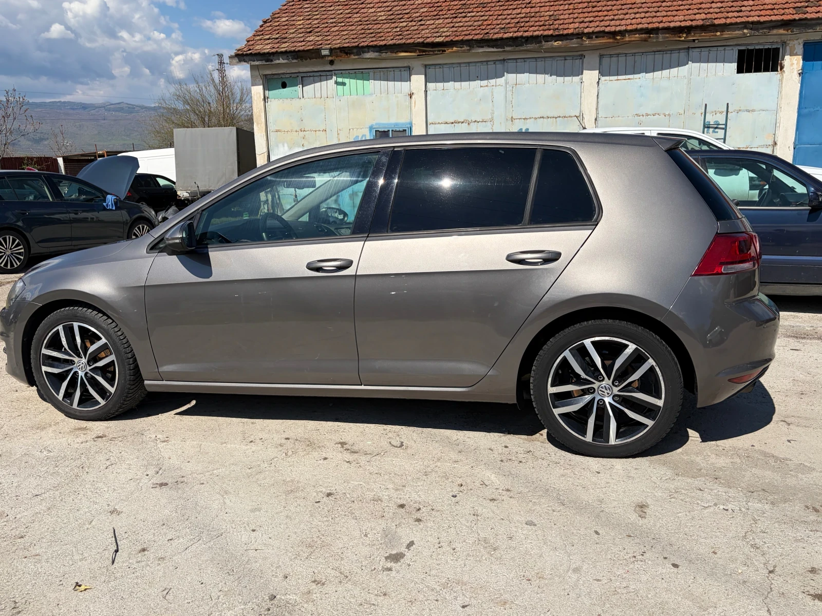VW Golf VII 1.6, снимка 17 - Автомобили и джипове - 54098236
