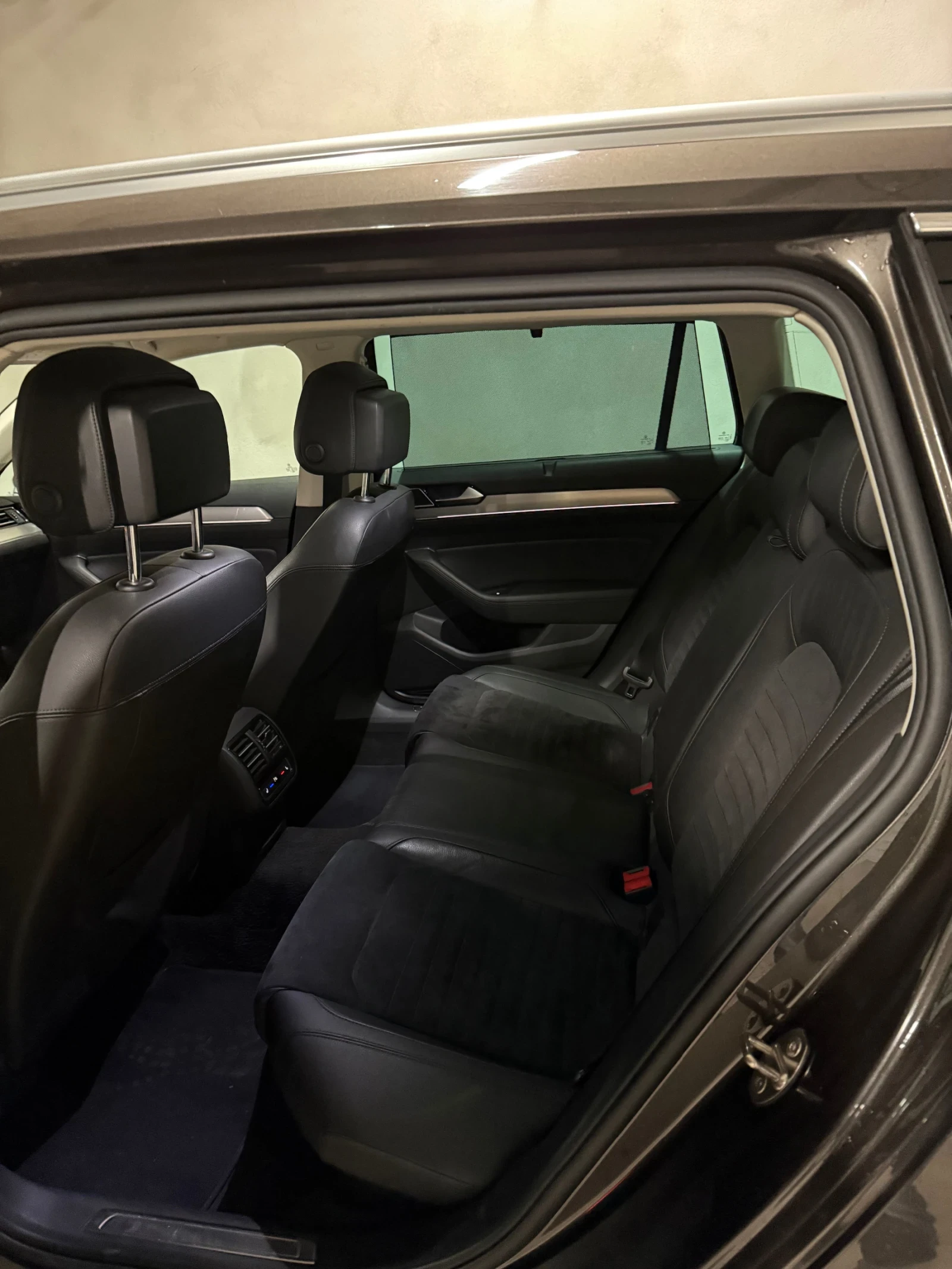 VW Passat 2.0 TDI Първи собственик , снимка 8 - Автомобили и джипове - 54477887