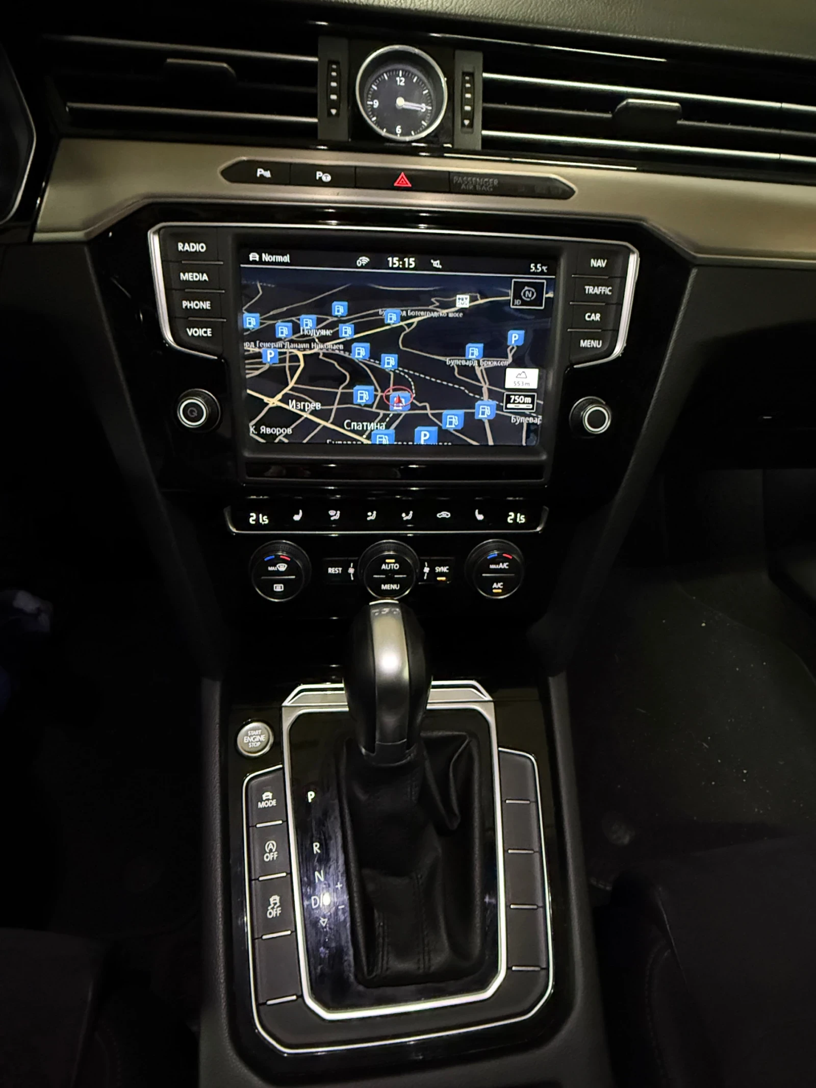 VW Passat 2.0 TDI Първи собственик , снимка 12 - Автомобили и джипове - 54477887