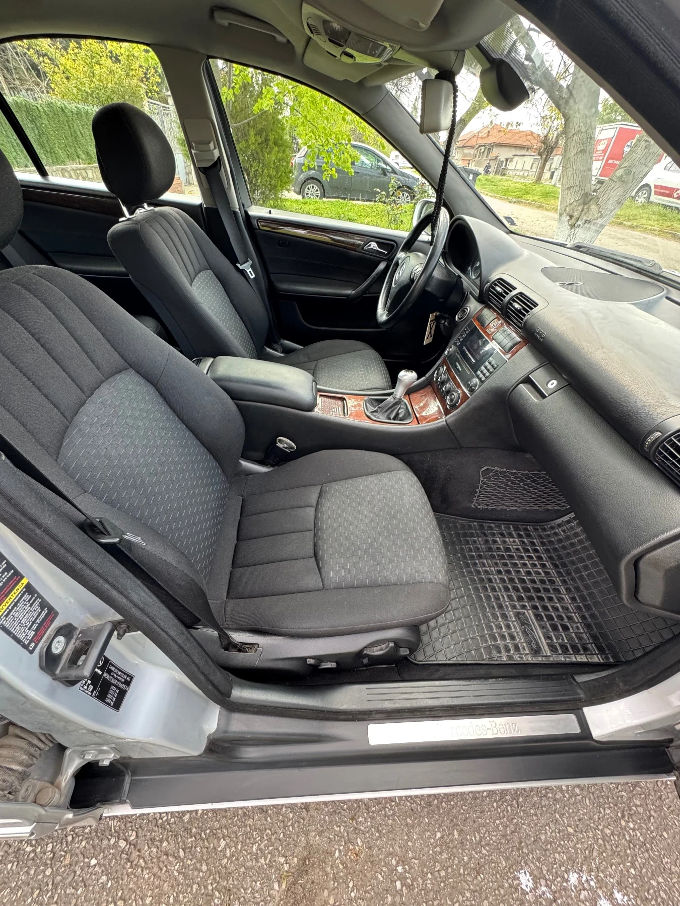 Mercedes-Benz C 220 C220, снимка 11 - Автомобили и джипове - 54243091