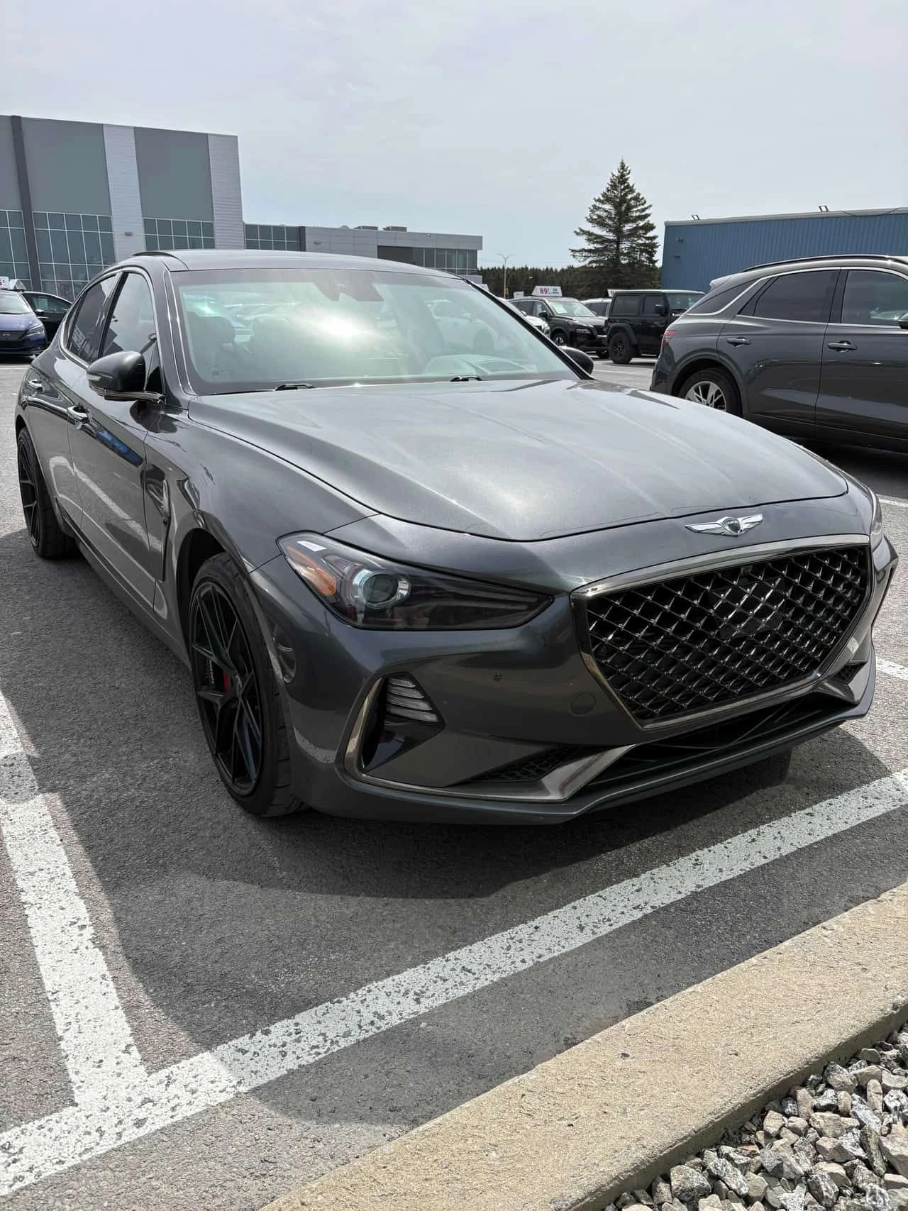 Genesis G70 * 3.3T Sport * DISTRONIC* ОБДУХВАНЕ* ПАНОРАМА* , снимка 9 - Автомобили и джипове - 54345754