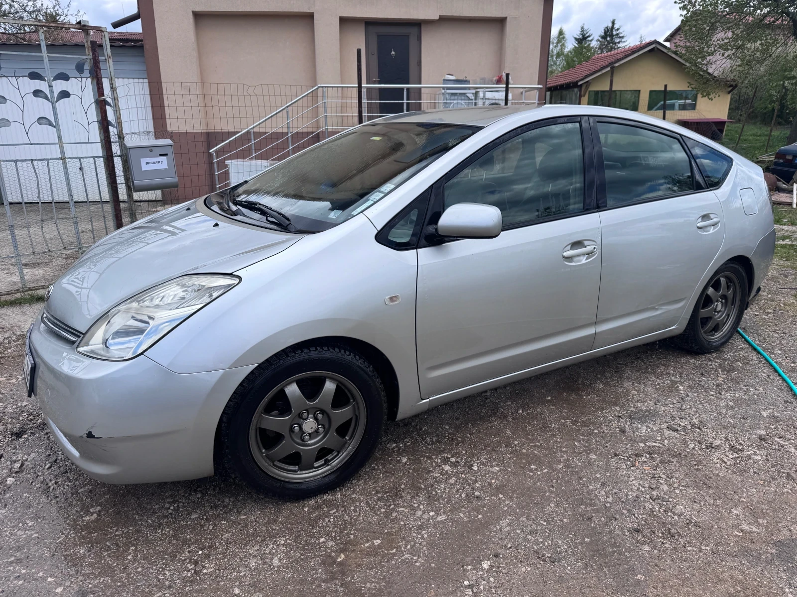 Toyota Prius, снимка 7 - Автомобили и джипове - 54398822