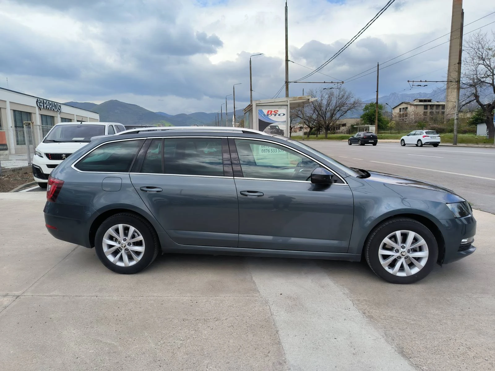 Skoda Octavia 1.5G-tec-Euro-6D-Navi-Automat, снимка 4 - Автомобили и джипове - 54423476