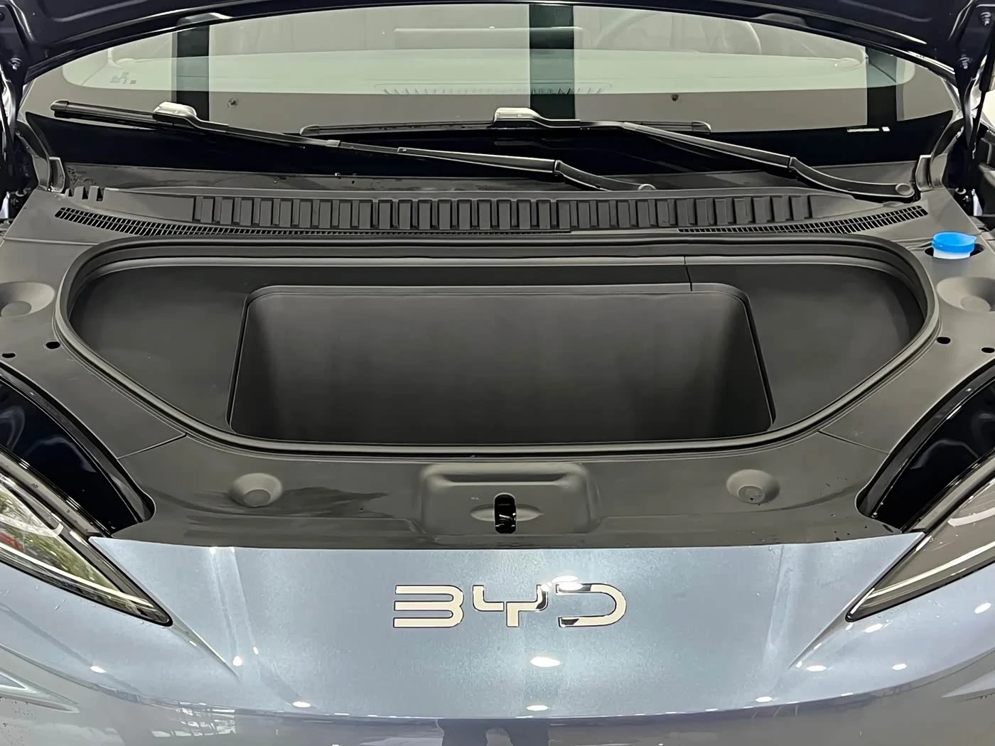 BYD Sealion 7 Smart Navigation edition 550 autogeorge.com, снимка 10 - Автомобили и джипове - 54426624