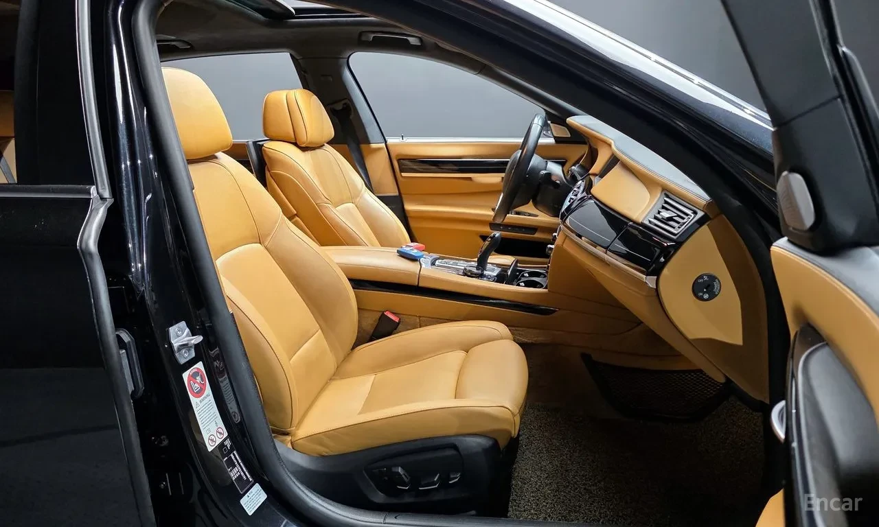 BMW 750 LI XDRIVE, снимка 6 - Автомобили и джипове - 54735466