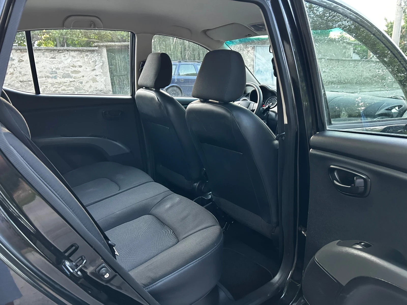 Hyundai I10 1.1i 70к.с.* FACELIFT* КЛИМАТИК* , снимка 10 - Автомобили и джипове - 54812158