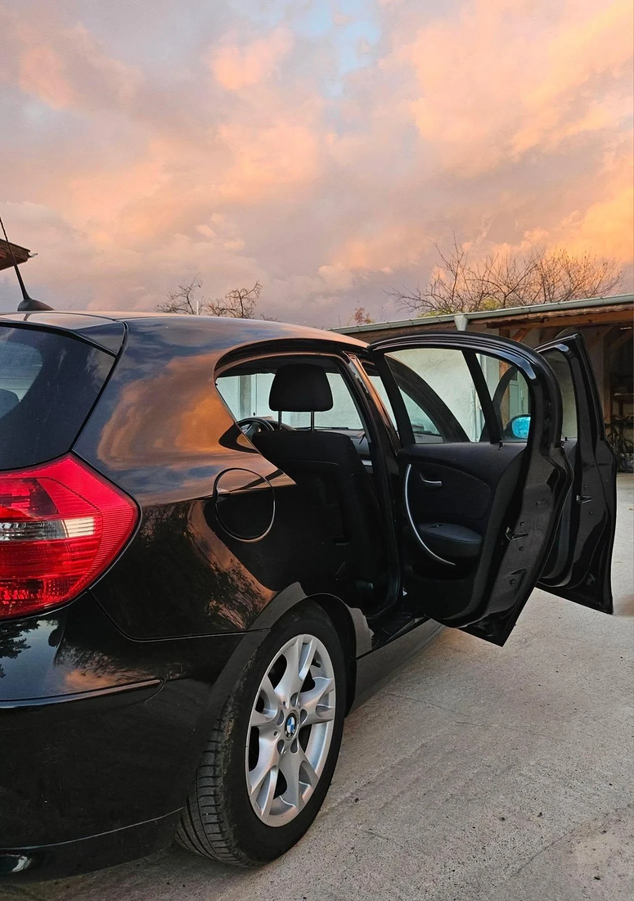 BMW 118, снимка 5 - Автомобили и джипове - 55676093