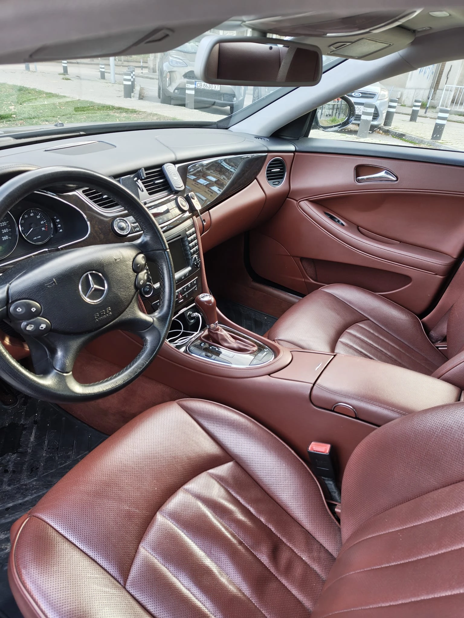 Mercedes-Benz CLS 350, снимка 8 - Автомобили и джипове - 55886559