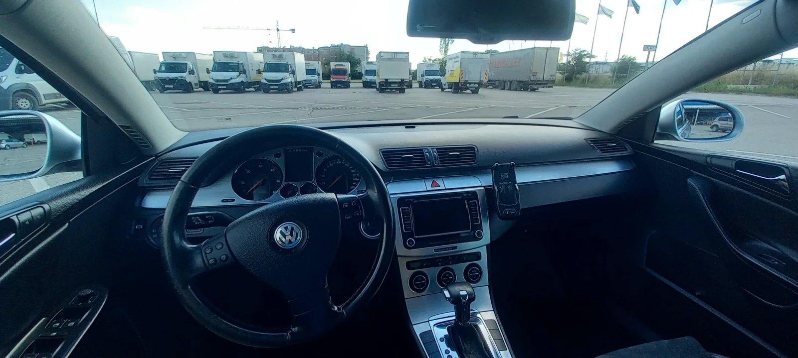 VW Passat 2.0 TDI , снимка 10 - Автомобили и джипове - 56112836