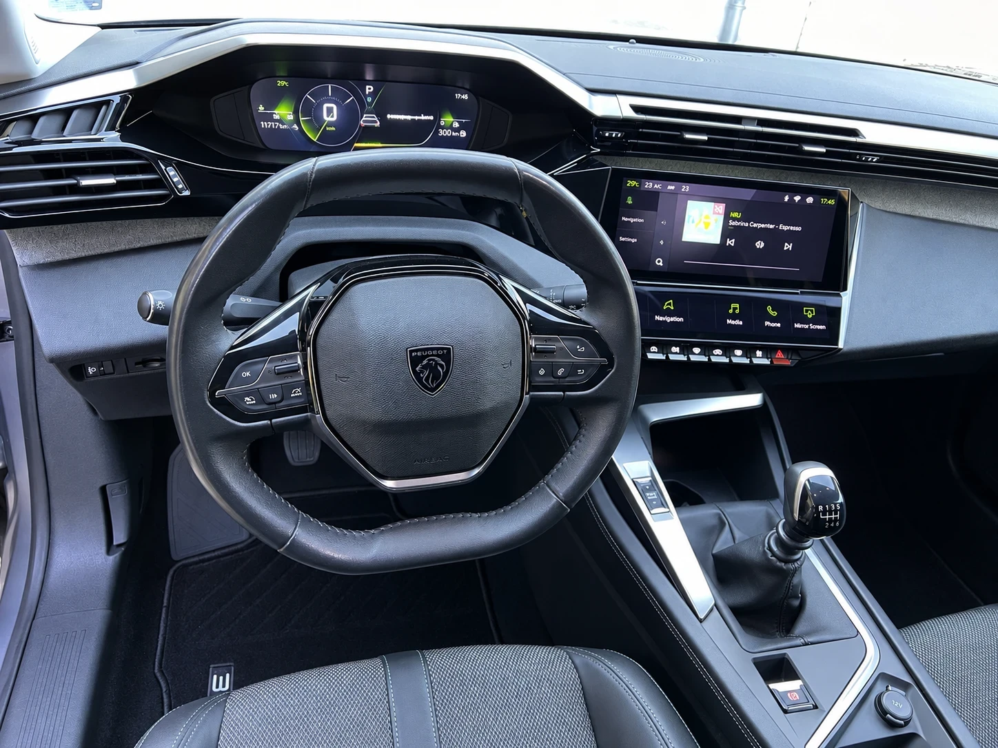 Peugeot 308 1.5 BlueHDi 130 к.с. Allure, снимка 8 - Автомобили и джипове - 56328961