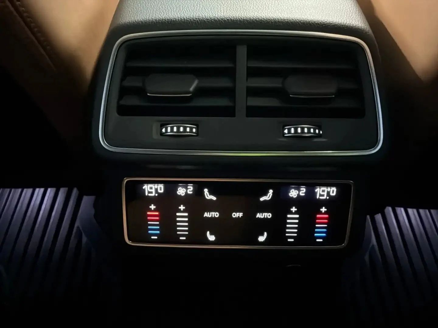 Audi Rs7 2021* NARDO GREY* B&O* 360* CARBON* NIGHT VISION*  | Mobile.bg � ����������� 16