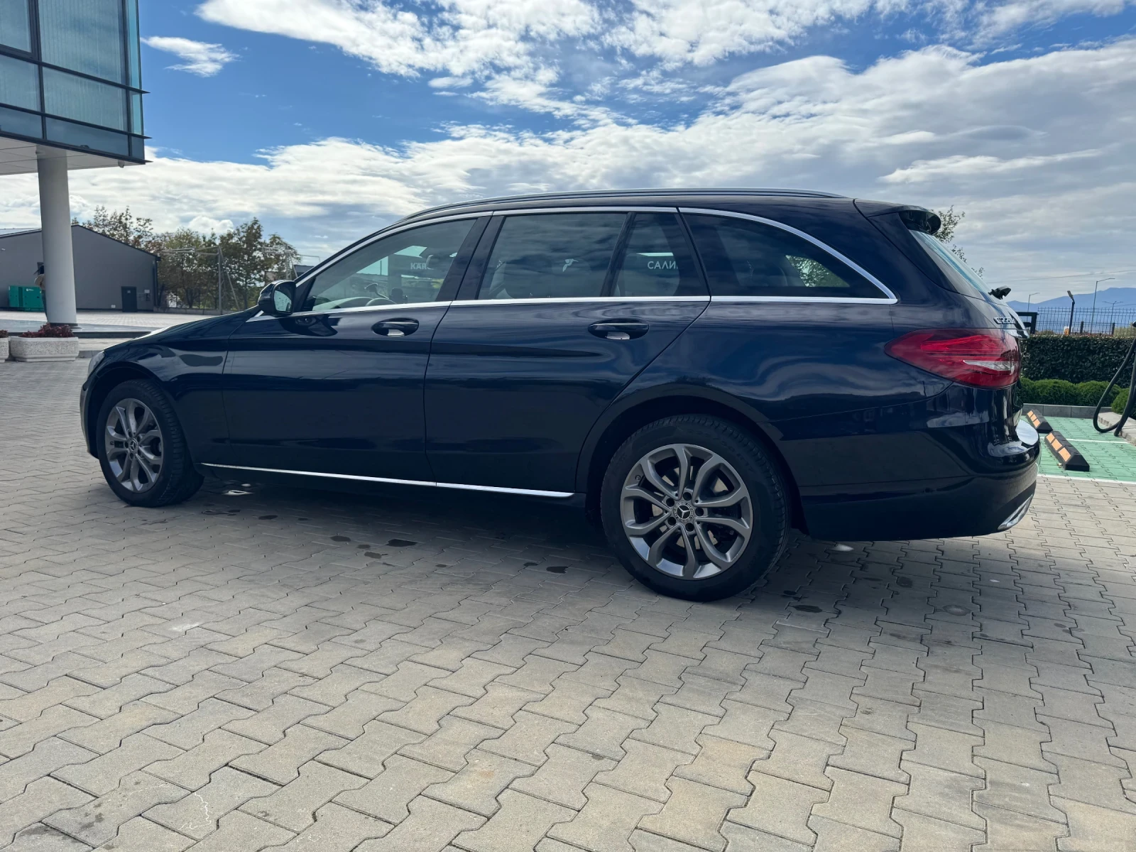 Mercedes-Benz C 220, снимка 4 - Автомобили и джипове - 56503048