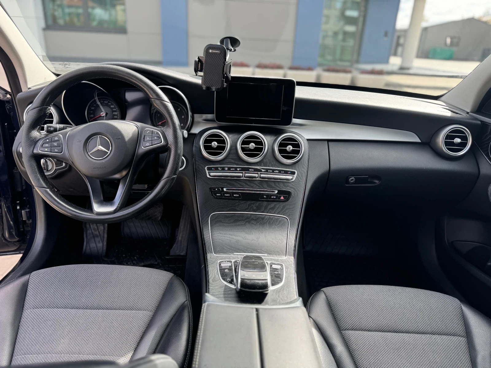 Mercedes-Benz C 220, снимка 13 - Автомобили и джипове - 56503048
