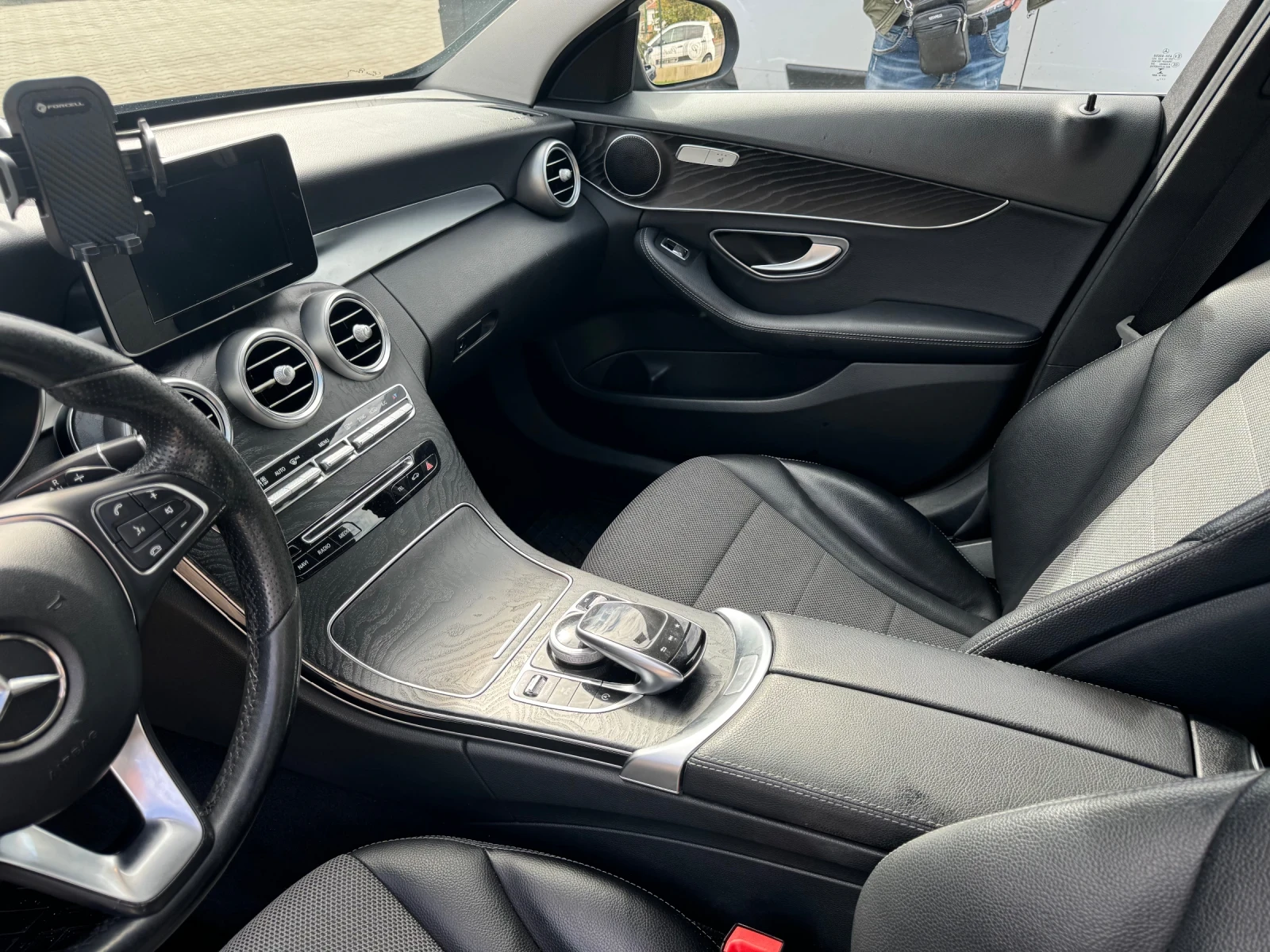 Mercedes-Benz C 220, снимка 12 - Автомобили и джипове - 56503048