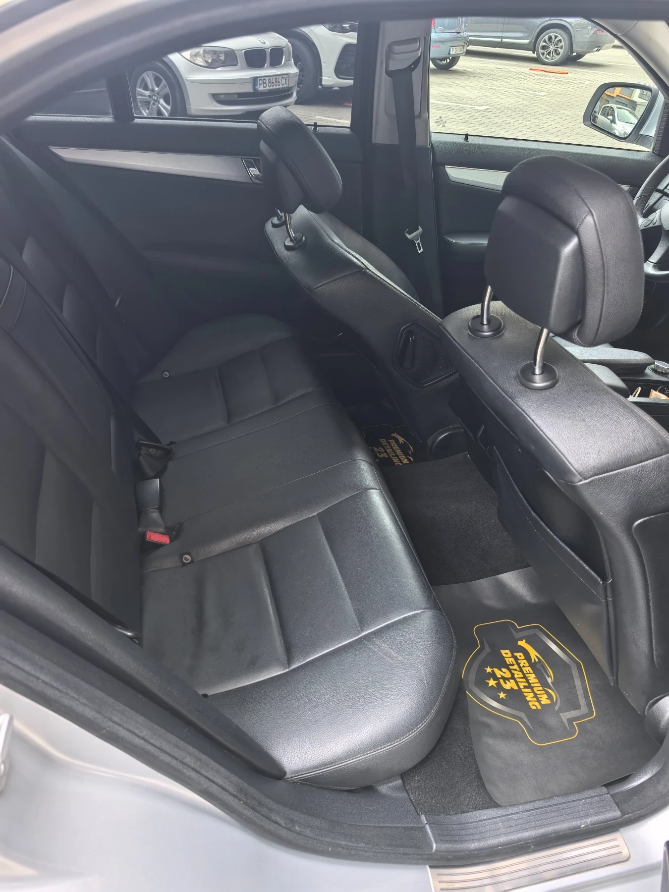Mercedes-Benz C 320 4matic, снимка 8 - Автомобили и джипове - 56746607