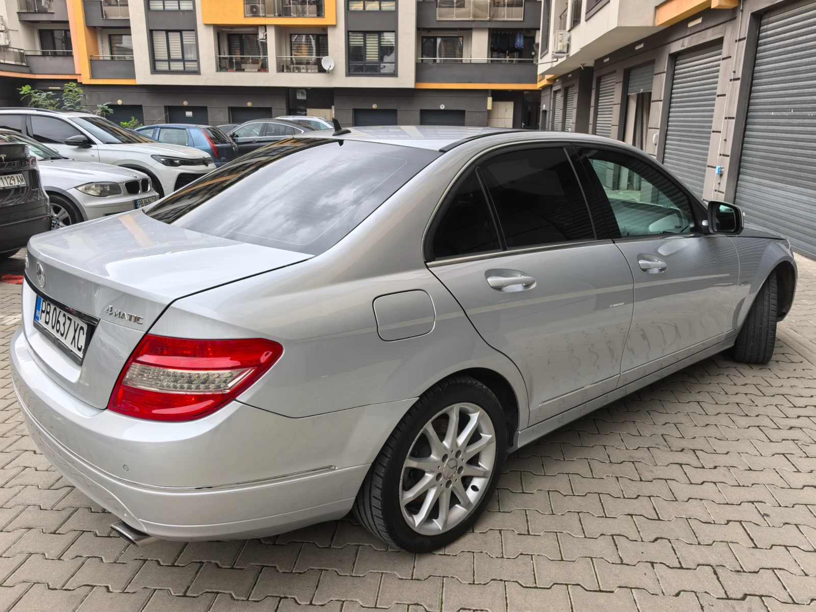 Mercedes-Benz C 320 4matic, снимка 7 - Автомобили и джипове - 56746607