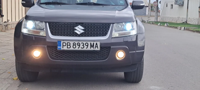 Suzuki Grand vitara 2.4i, Газ, снимка 16 - Автомобили и джипове - 47561894