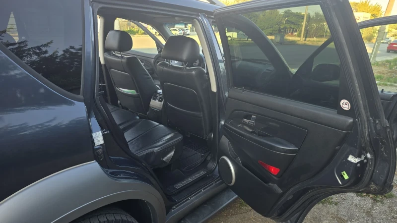 SsangYong Rexton, снимка 12 - Автомобили и джипове - 52686282