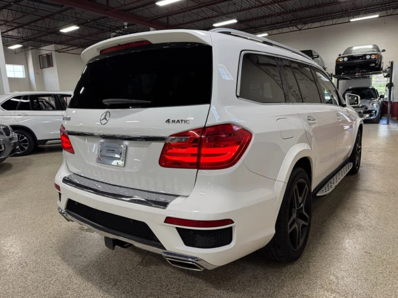 Mercedes-Benz GL 550 AMG PACK* 360* МАСАЖ* ПАНО* HARMAN* ОБДУХ* 7МЕСТА*, снимка 4 - Автомобили и джипове - 52671852