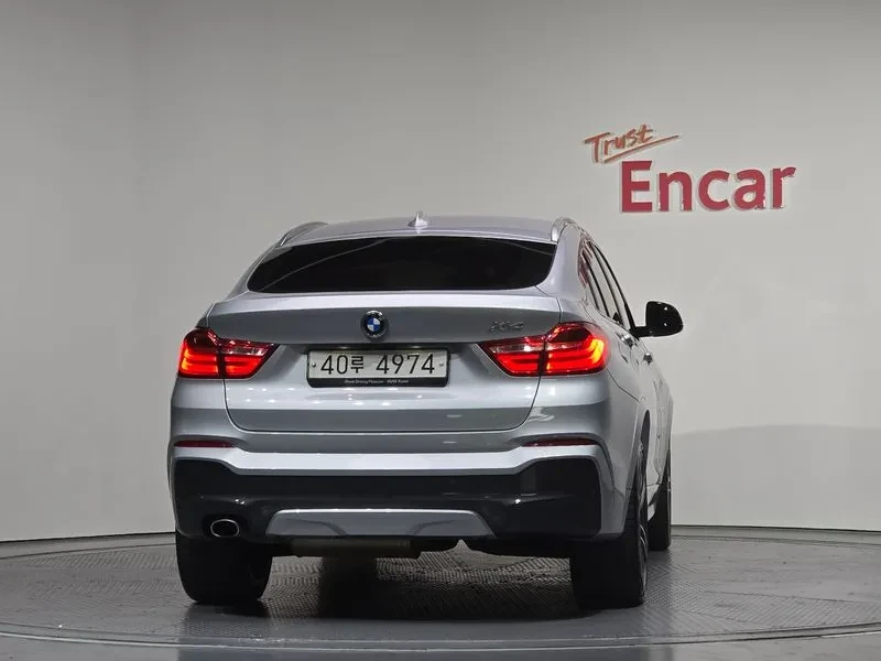 BMW X4 2.0d, снимка 4 - Автомобили и джипове - 54604893