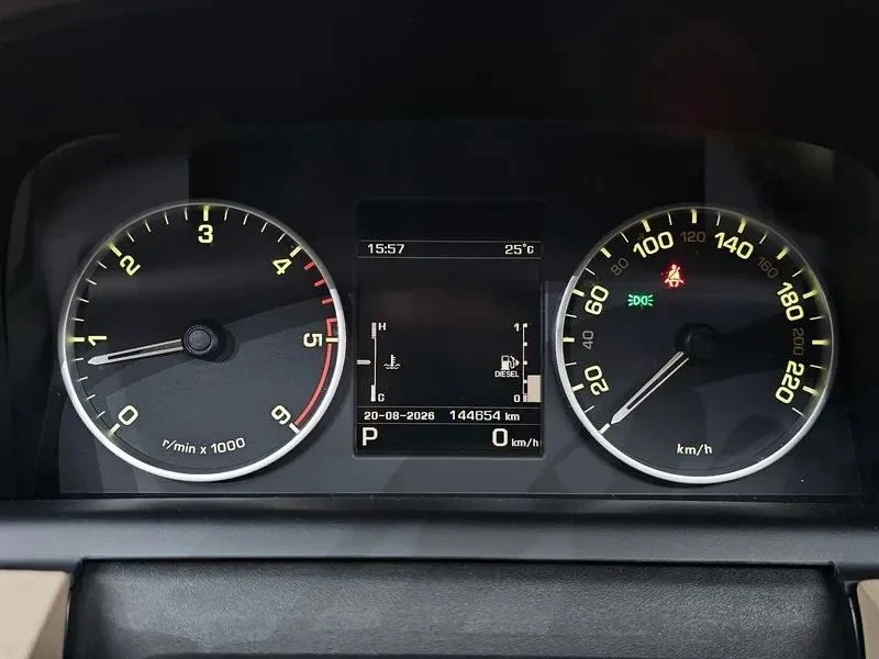 Land Rover Discovery, снимка 8 - Автомобили и джипове - 56738262