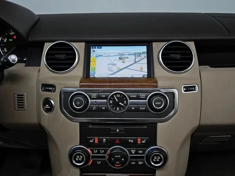 Land Rover Discovery, снимка 14 - Автомобили и джипове - 56738262