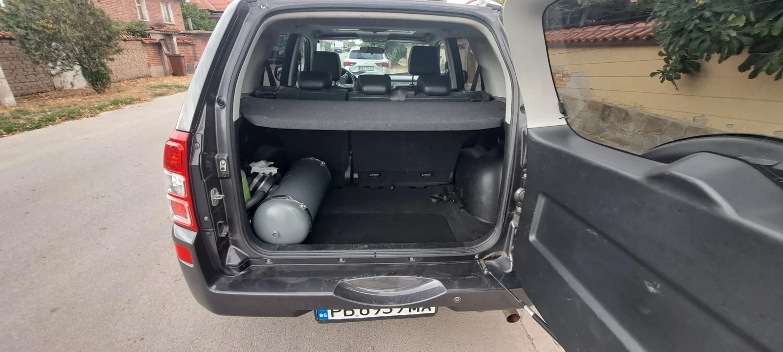 Suzuki Grand vitara 2.4i, Газ - изображение 7