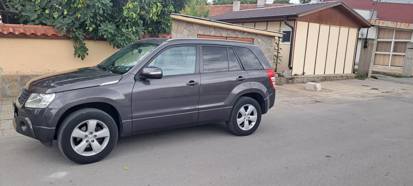 Suzuki Grand vitara 2.4i, Газ - изображение 2