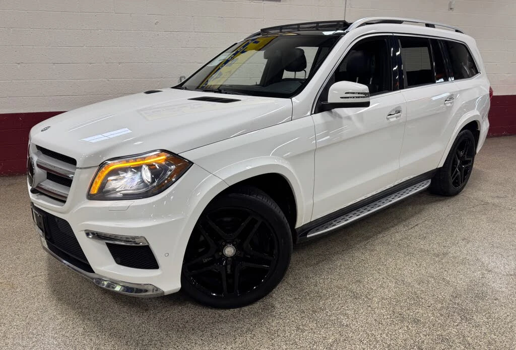 Mercedes-Benz GL 550 AMG PACK* 360* МАСАЖ* ПАНО* HARMAN* ОБДУХ* 7МЕСТА* - изображение 3