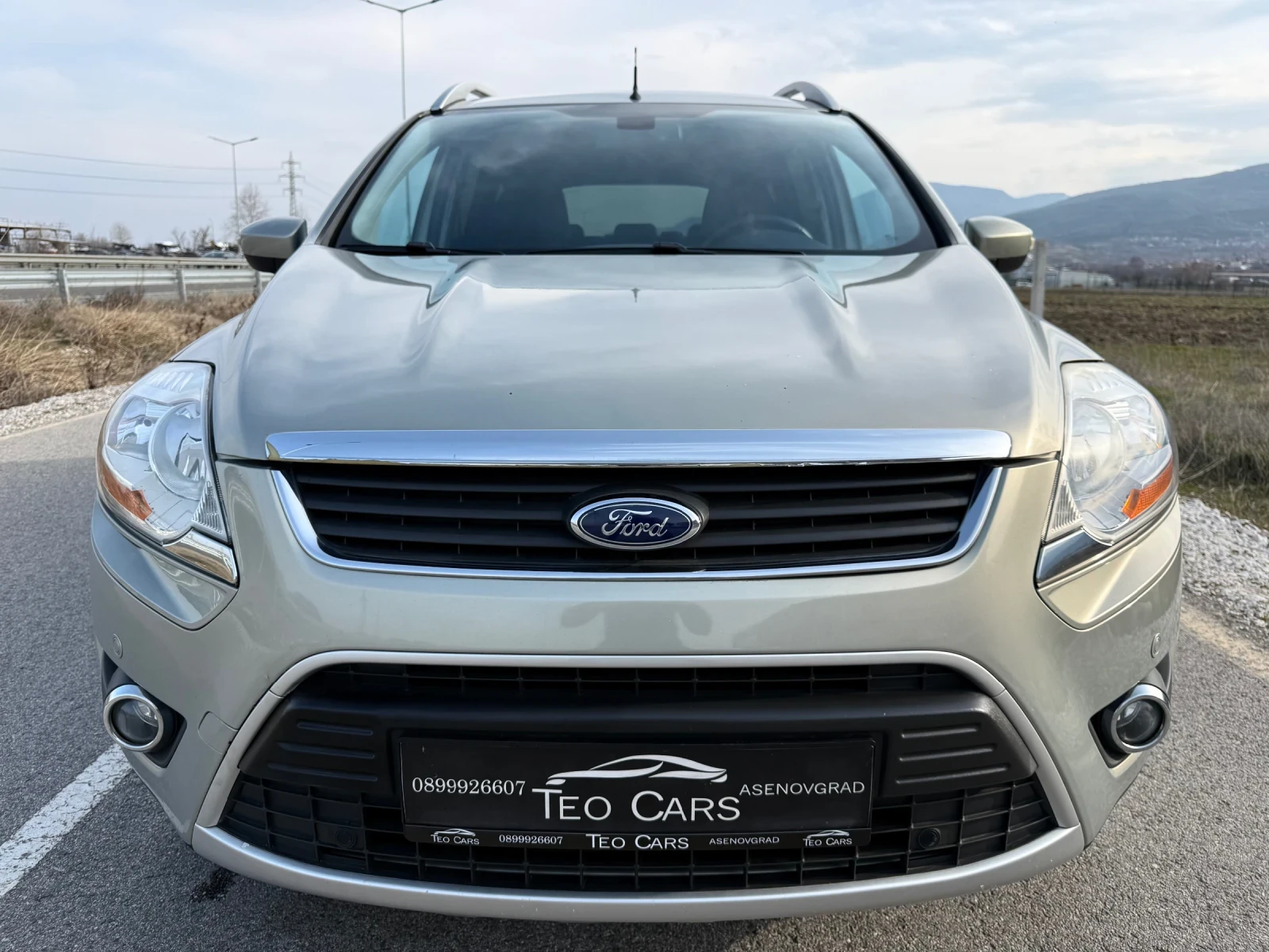 Ford Kuga 2.0 TDCi 4X4 / AVTOMAT / TITANIUM / KOJA / PODGREV - изображение 2