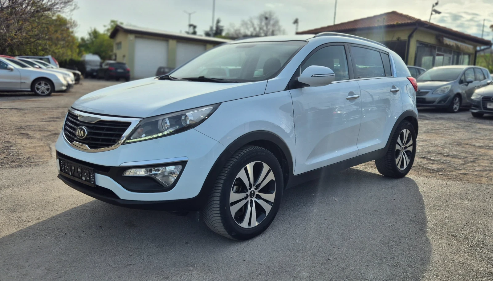 Kia Sportage 1.7CRDI* NAVI* LED* CAMERA | Mobile.bg � ����������� 2