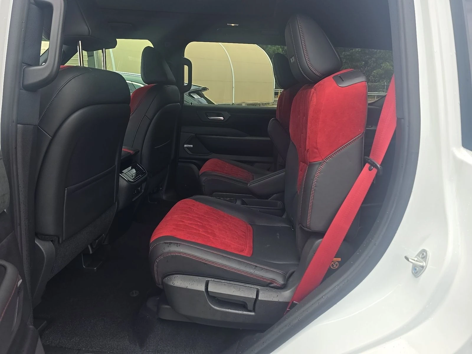 Nissan Armada NISMO 4x4, снимка 16 - Автомобили и джипове - 55907574