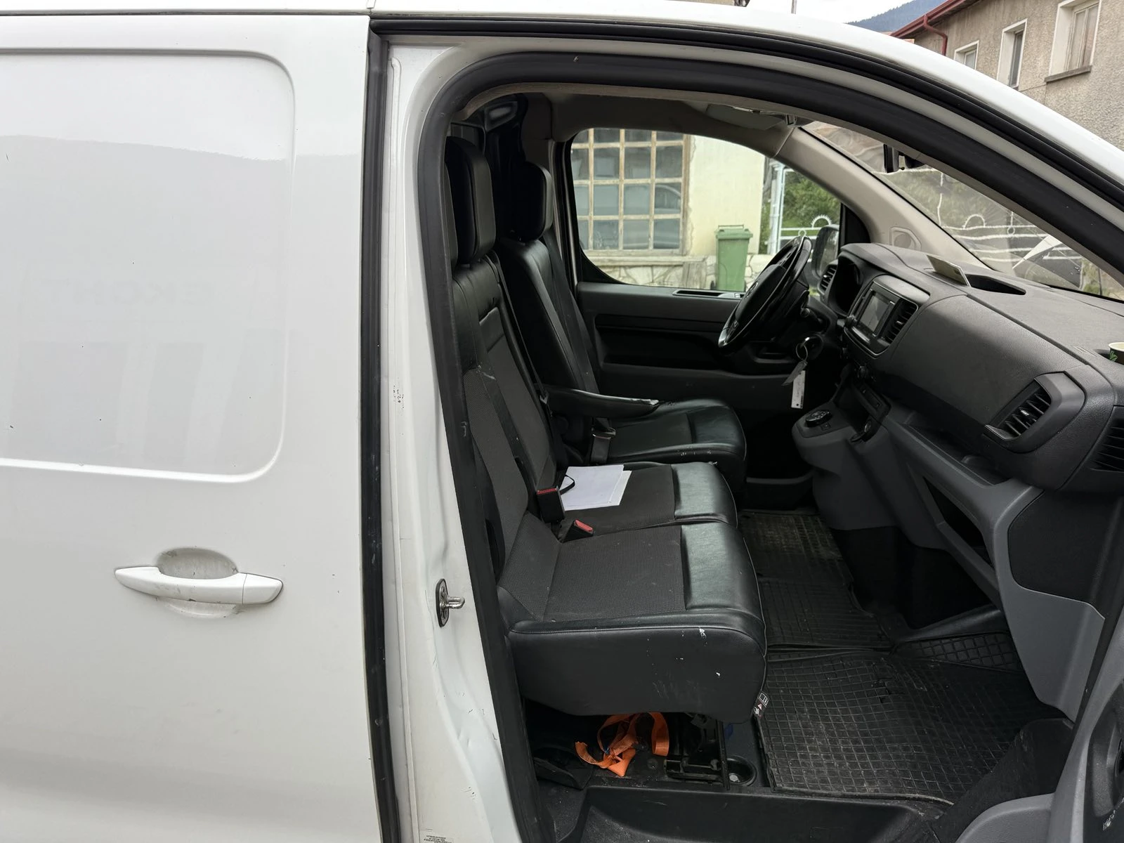 Opel Vivaro 2, 0d 177k.s* avtomat* CARPLAY* START/STOP* MAXI*  | Mobile.bg � ����������� 16