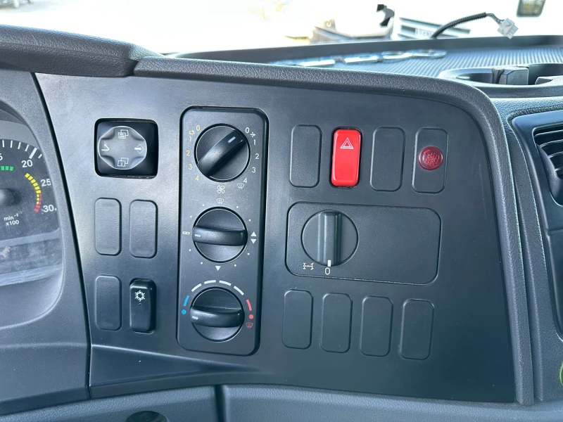 Mercedes-Benz Atego 1224!КРАН-HIAB-088B-11.3M!УНИКАТ!КЛИМА!, снимка 17 - Камиони - 50885712